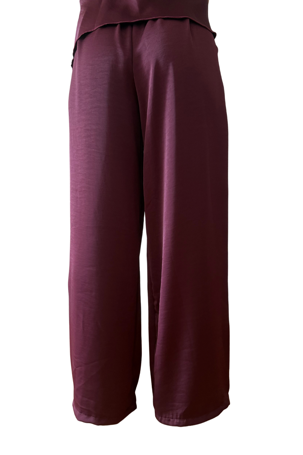 Completo in Raso con Blusa Scollo Morbido e Pantalone a Palazzo