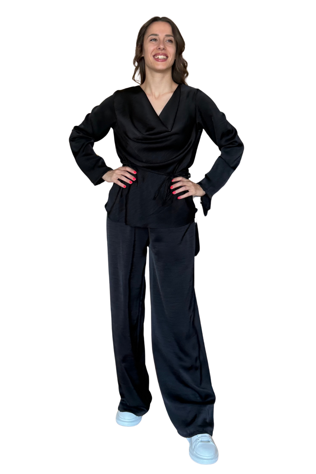 Completo in Raso con Blusa Scollo Morbido e Pantalone a Palazzo