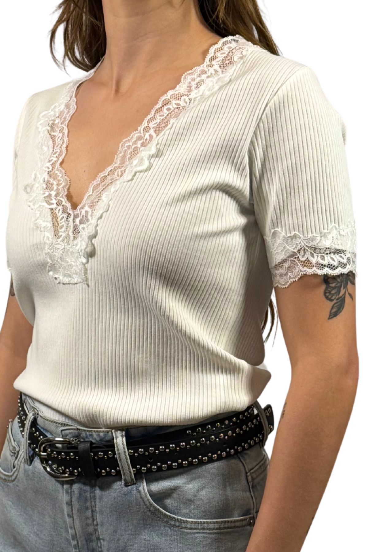 Maglia a coste con pizzo